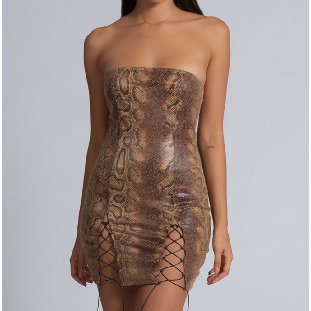 MESHKI Snake dress WORN ONCE good condition